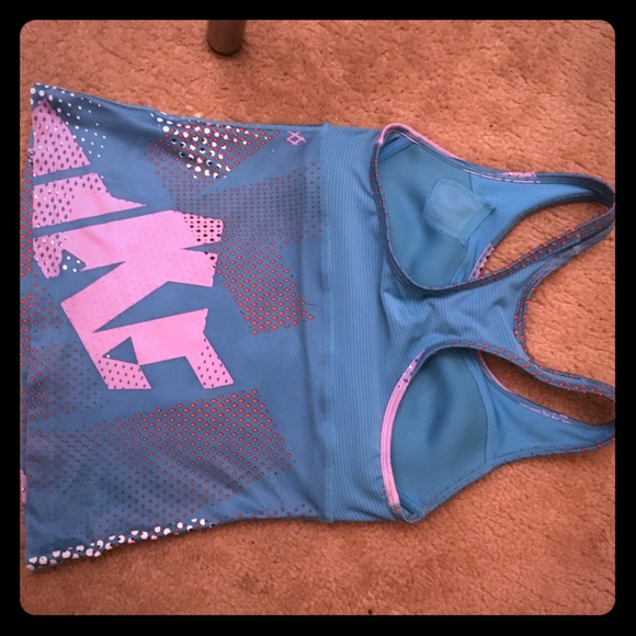 💪😍Nike Purple and blue dri-fit tank top - Picture 3 of 3